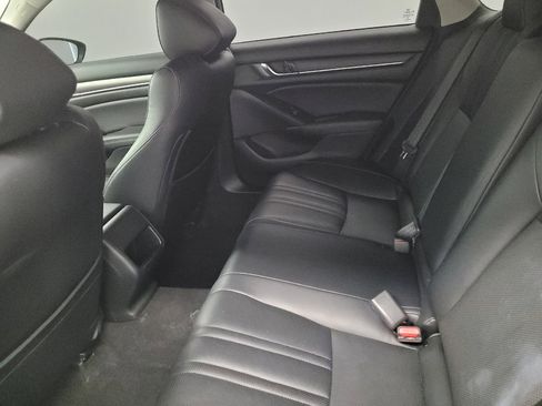 Used 2020 Honda Accord LX image 18