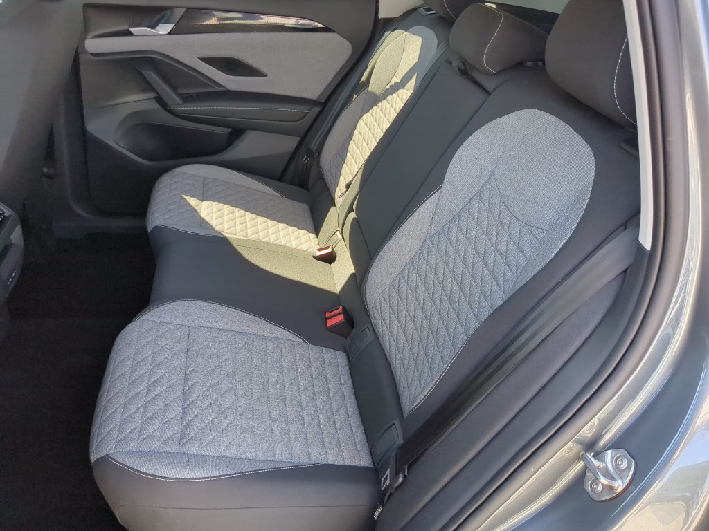 Certified 2026 Volkswagen Tiguan S FWD image 15