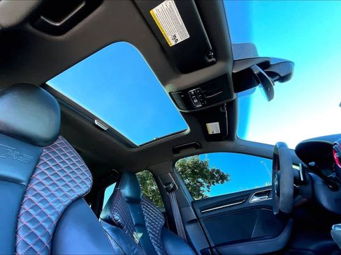 Used 2018 Audi RS 3 w/ Dynamic Plus Package image 13