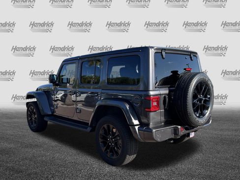 Used 2021 Jeep Wrangler Unlimited Sahara AWD/4WD image 8