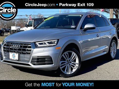 Used 2018 Audi Q5 2.0T Premium Plus w/ Premium Plus Package image 1