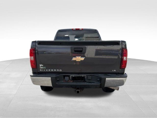 Used 2010 Chevrolet Silverado 1500 LS AWD/4WD image 5