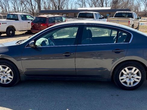 Used 2009 Nissan Altima 2.5 S w/ Convenience Pkg FWD image 6