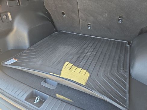 Used 2023 Kia Sportage EX image 32