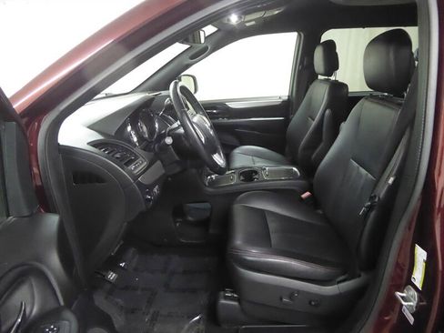 Used 2019 Dodge Grand Caravan GT FWD image 20