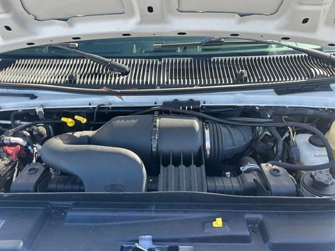 Used 2019 Ford E-350 and Econoline 350 Super Duty w/ Power Windows & Locks Group image 20