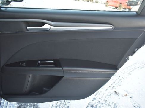 Used 2014 Ford Fusion SE image 35