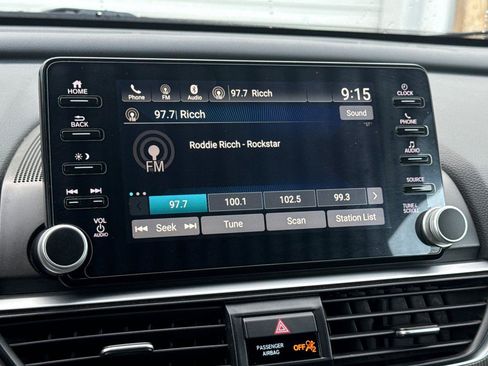 Used 2019 Honda Accord Sport image 17