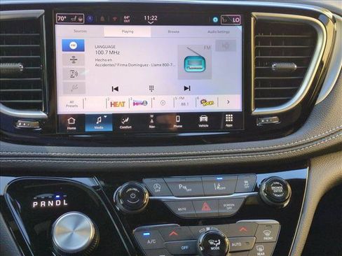 New 2026 Chrysler Pacifica Limited w/ S Appearance Package FWD image 13