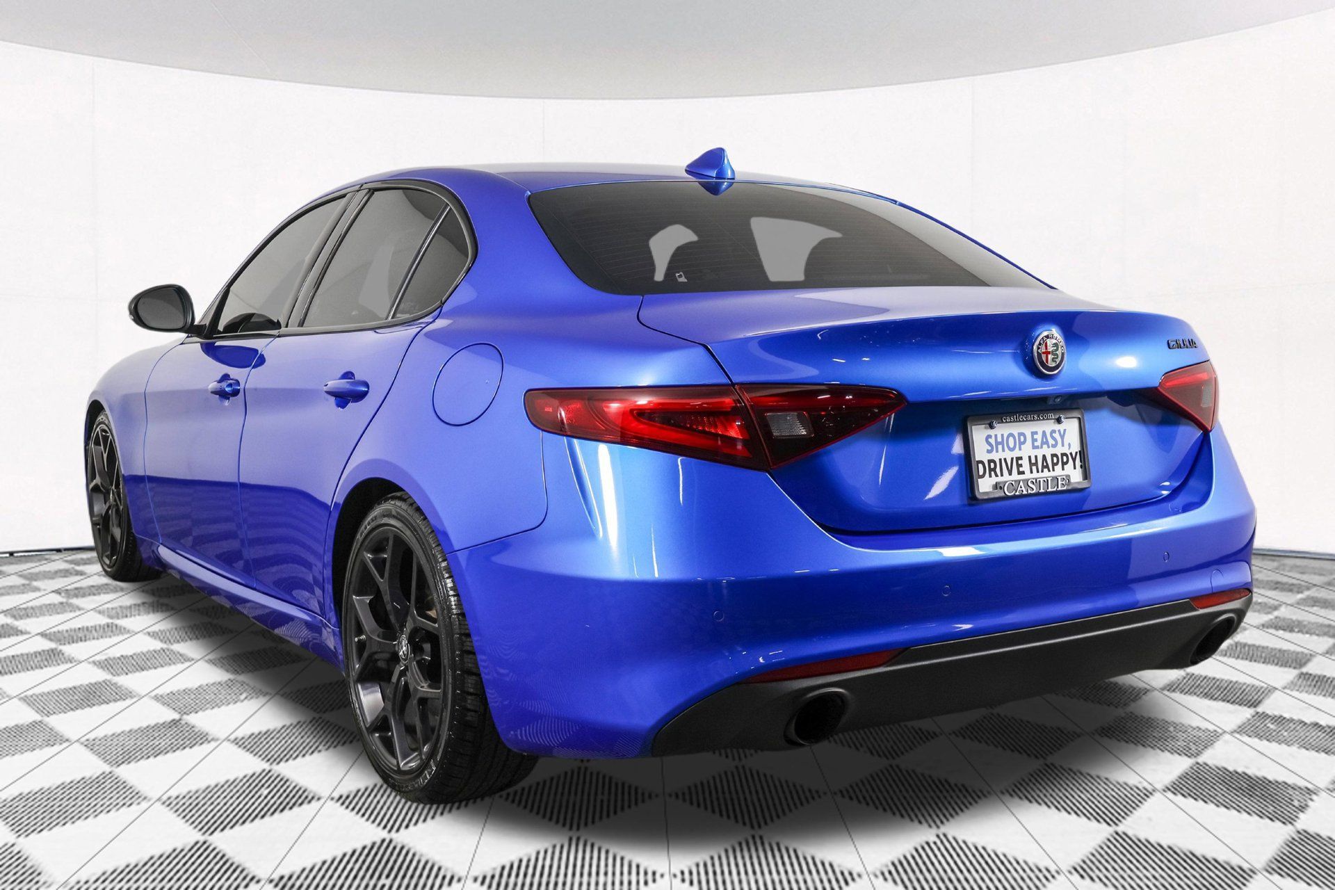 Used 2020 Alfa Romeo Giulia Ti w/ Nero Edizione RWD image 20