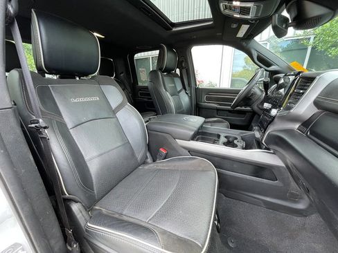 Used 2025 RAM 2500 Laramie AWD/4WD image 31
