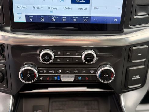 Used 2022 Ford F150 Lariat w/ Equipment Group 502A High image 20