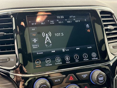 Certified 2021 Jeep Grand Cherokee Limited w/ Luxury Group II AWD/4WD image 19