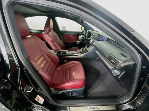 Used 2017 Lexus IS 350 F Sport image 32