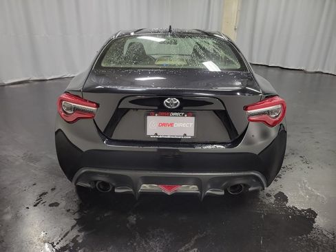 Used 2020 Toyota 86 RWD image 7
