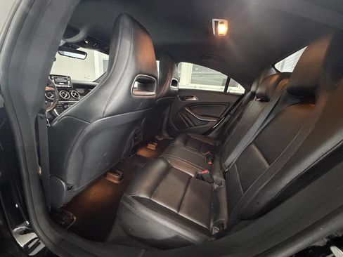 Used 2014 Mercedes-Benz CLA 250 image 17