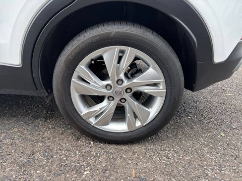 Used 2025 Buick Encore GX Preferred FWD image 29