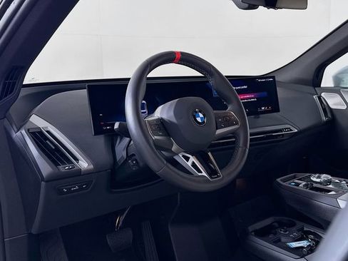 Used 2025 BMW iX M60 AWD/4WD image 9