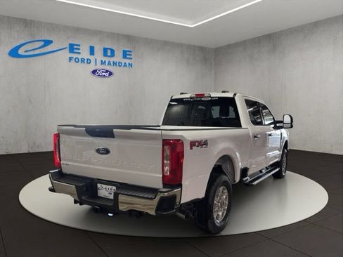 New 2026 Ford F250 XLT w/ FX4 Off-Road Package AWD/4WD image 11