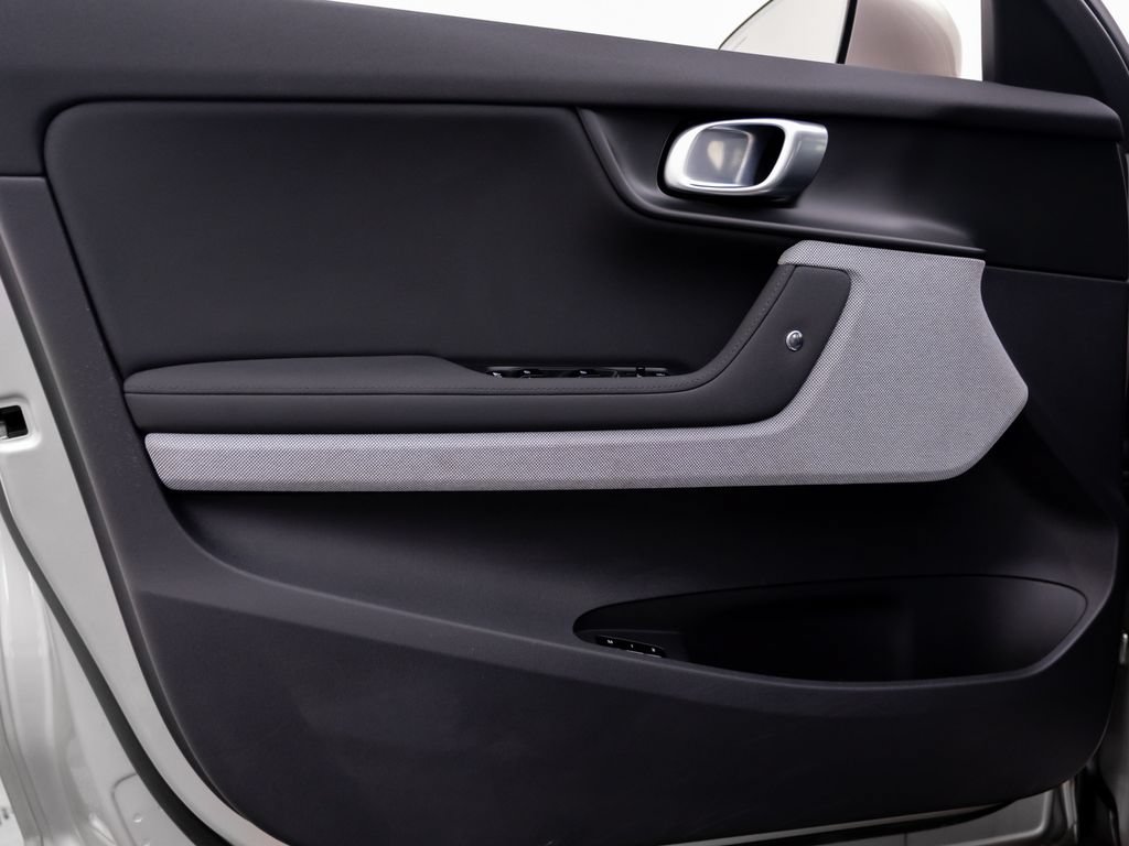 Used 2024 Polestar Polestar 2 AWD/4WD image 14