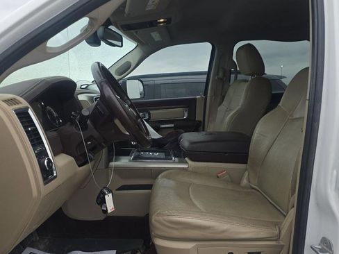 Used 2013 RAM 1500 Laramie w/ Convenience Group AWD/4WD image 11