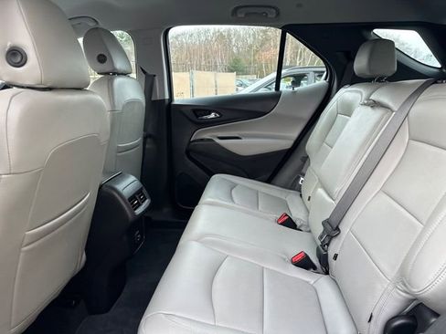Used 2023 Chevrolet Equinox LS image 16