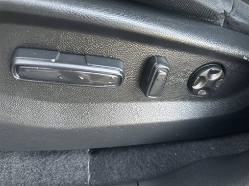 Used 2020 Honda CR-V EX image 16