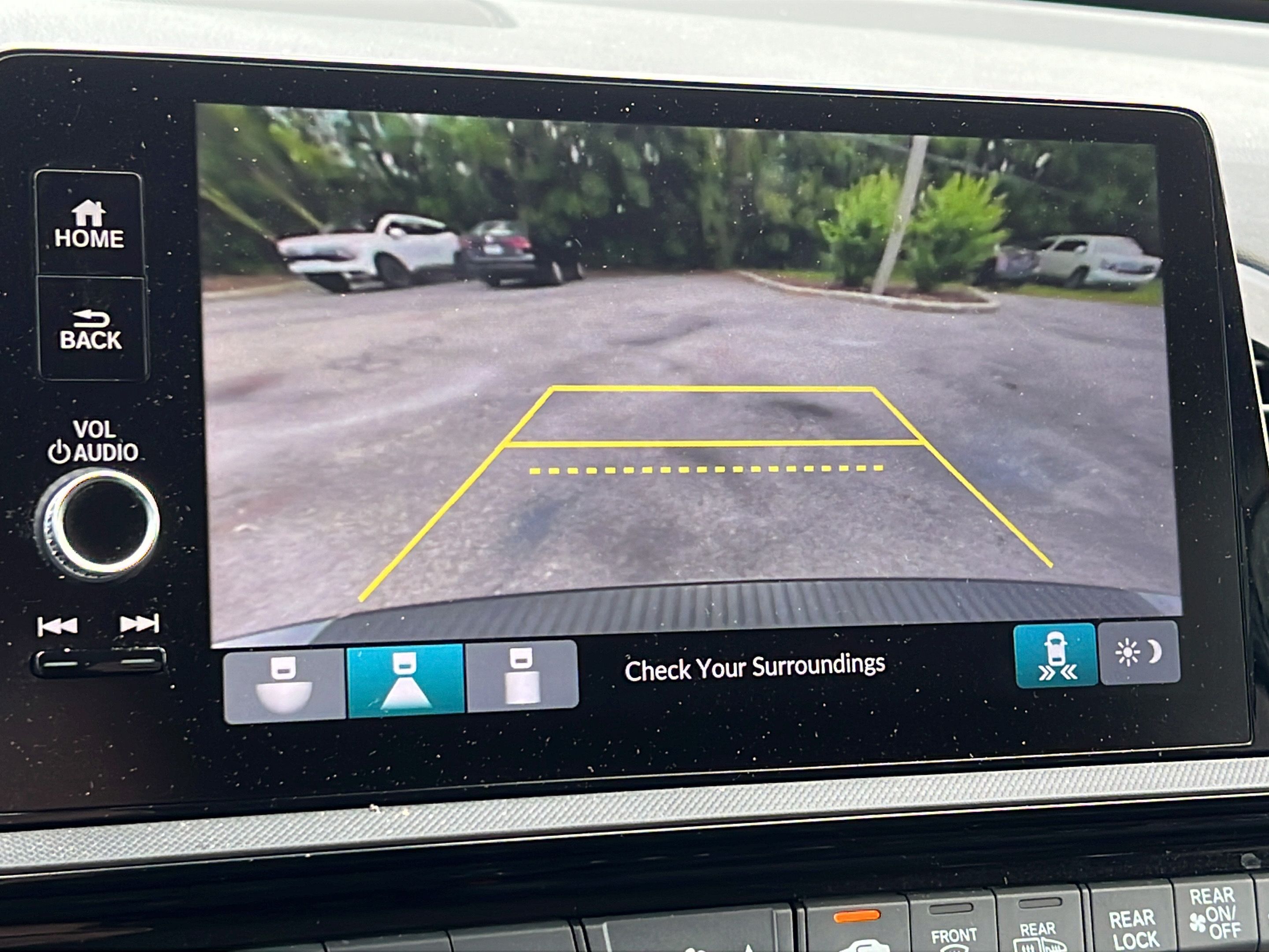 Used 2025 Honda Odyssey EX-L image 17