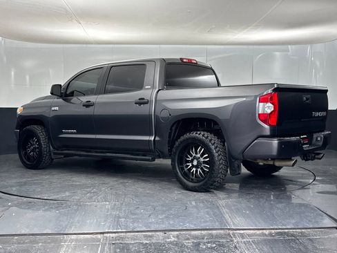 Used 2017 Toyota Tundra SR5 w/ SR5 Upgrade Package image 5
