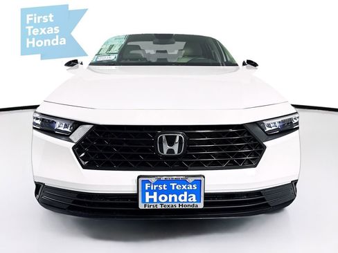 New 2026 Honda Accord SE image 2