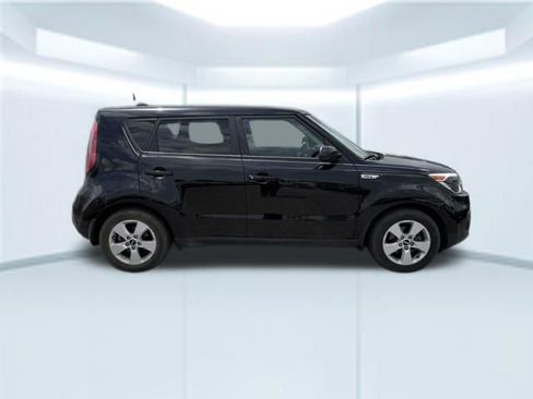 Used 2019 Kia Soul FWD image 5