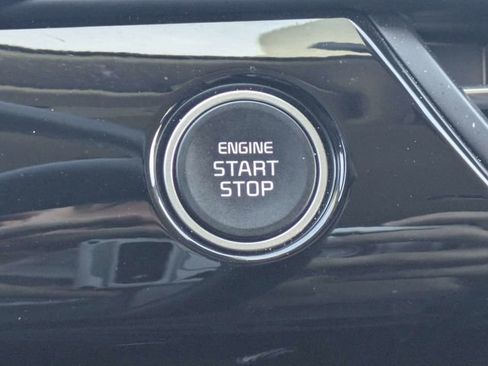 Used 2024 Kia Seltos S image 29