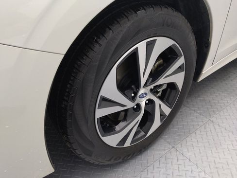 Used 2024 Subaru Legacy Premium image 31