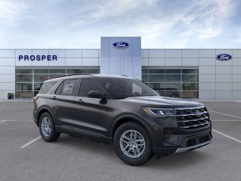 New 2026 Ford Explorer Active image 7