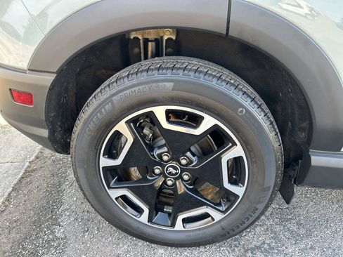 Used 2024 Ford Bronco Sport Outer Banks w/ Tech Package image 5