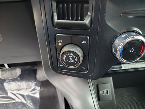 New 2025 Ford F150 Lariat w/ Equipment Group 501A Mid image 21