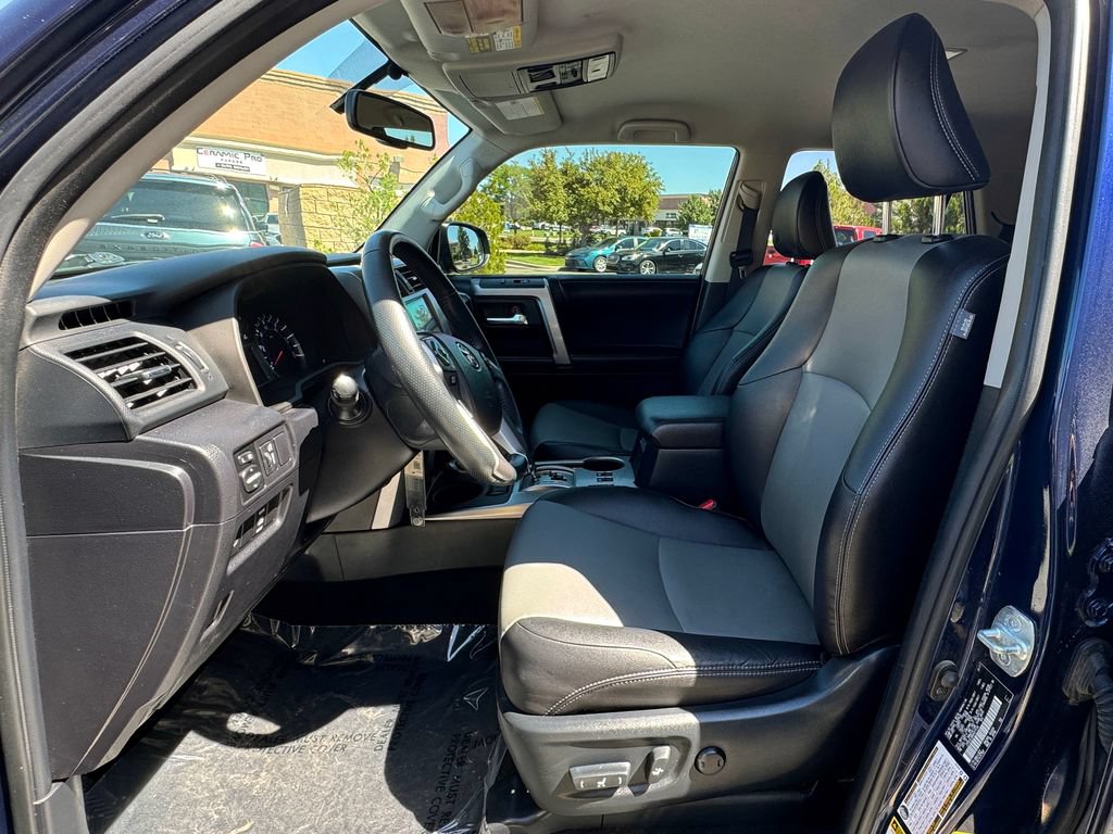 Used 2017 Toyota 4Runner SR5 Premium AWD/4WD image 19