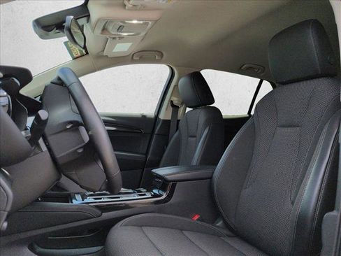 Used 2023 Buick Envision Preferred AWD/4WD image 5