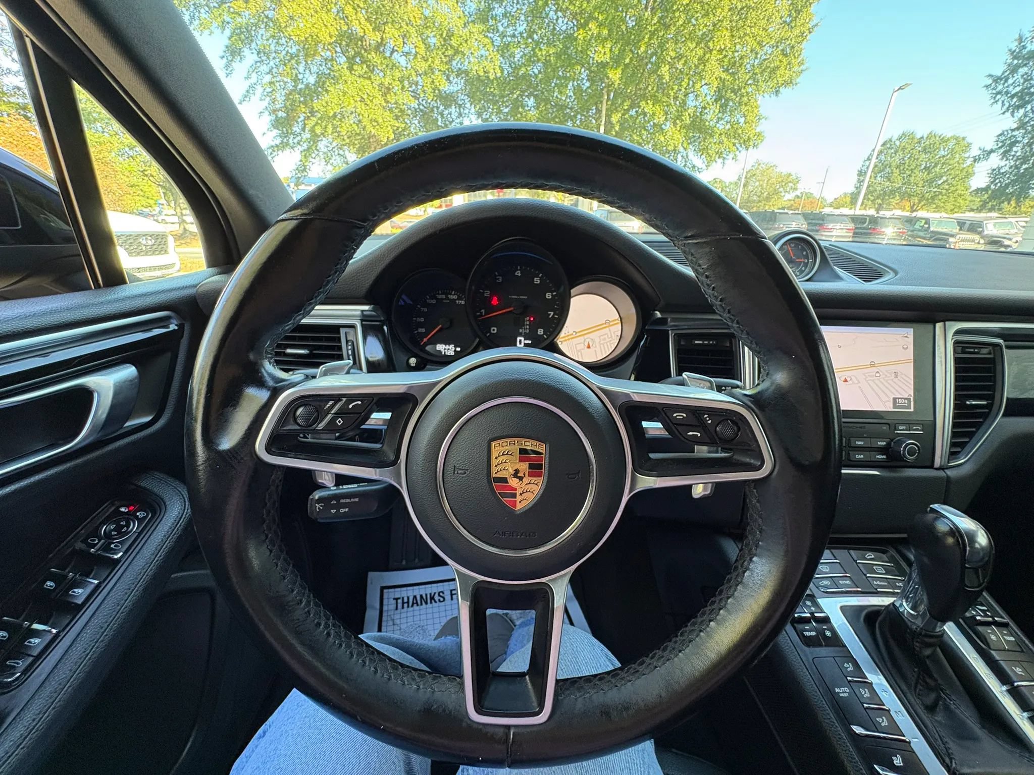 Used 2018 Porsche Macan AWD/4WD image 33