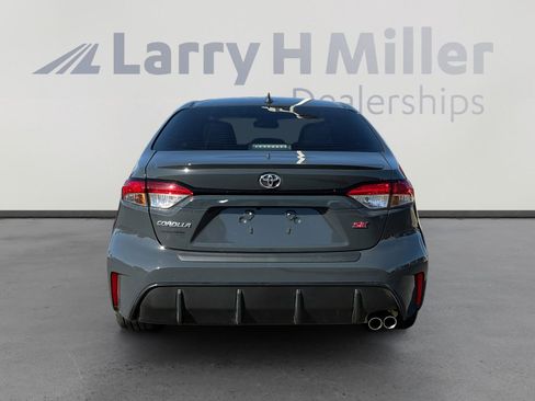 Certified 2024 Toyota Corolla SE FWD image 4