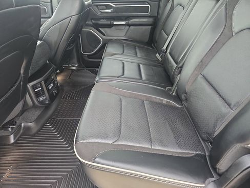 Used 2023 RAM 1500 Laramie AWD/4WD image 15