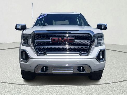 Used 2019 GMC Sierra 1500 Denali w/ Denali Ultimate Package AWD/4WD image 9