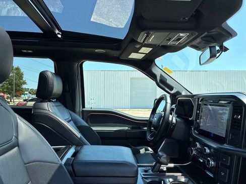 Used 2025 Ford F150 Raptor AWD/4WD image 23