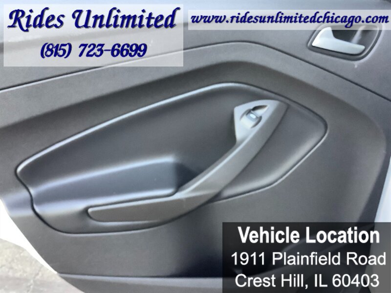 Used 2017 Ford Escape SE w/ SE Sport Appearance Package FWD image 25