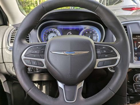 Used 2023 Chrysler 300 Touring w/ Sport Appearance Package RWD image 25