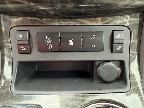 Used 2014 Buick Enclave Leather image 22
