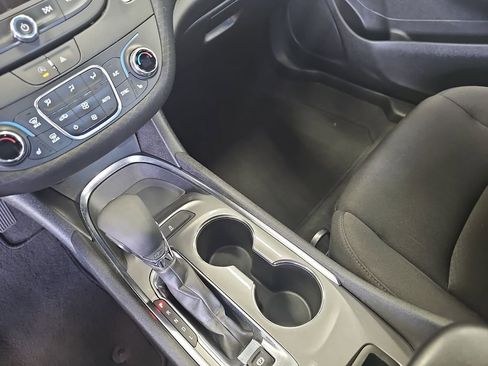 Used 2023 Chevrolet Malibu LT image 23