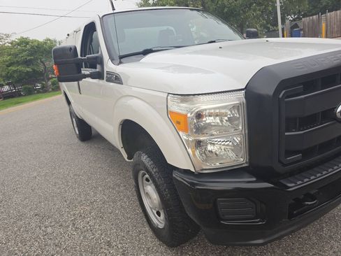 Used 2014 Ford F250 XL w/ Power Equipment Group AWD/4WD image 4
