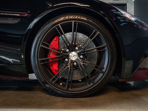 Used 2015 Aston Martin Vanquish Coupe RWD image 21