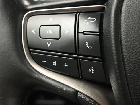 Used 2019 Lexus UX 200 w/ Premium Package FWD image 26
